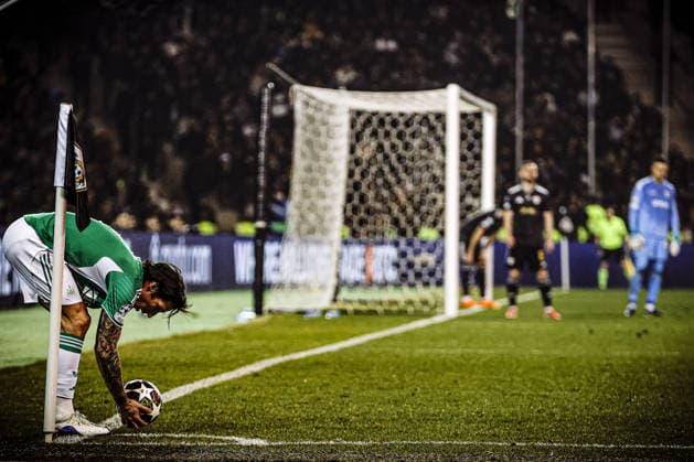 BAKU, AZERBAIJAN - FEBRUARY 18: Sandro Tonali of Newcastle United prepares to take a corner during the UEFA Champions League knockout phase play-off first leg football match between Qarabag and Newcastle United at the Tofiq Bahramov Republican Stadium in Baku on February 18, 2026. (Photo by Firudin Salimov Sports Press Photo)  Copyright: xFirudinxSalimov SportsxPressxPhox Sportspressphoto_SPR94381