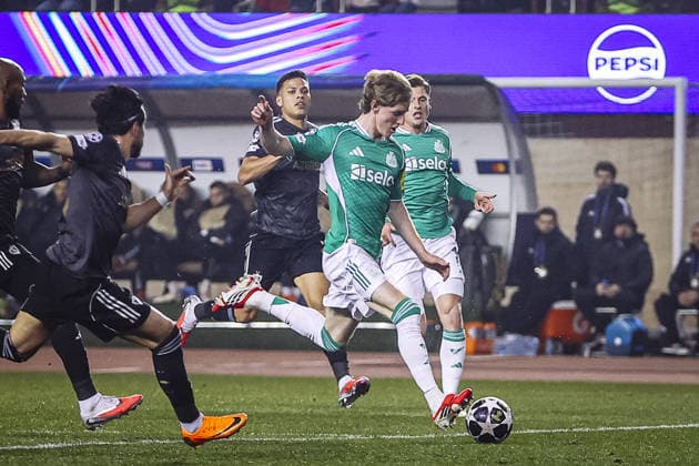 BAKU, AZERBAIJAN - FEBRUARY 18: Anthony Gordon of Newcastle United celebrates scoring a goal during Champions League knockout phase play-off first leg football match between Qarabag and Newcastle United at the Tofiq Bahramov Republican Stadium in Baku on February 18, 2026. (Photo by Firudin Salimov Sports Press Photo)  Copyright: xFirudinxSalimov SportsxPressxPhox Sportspressphoto_SPR94386