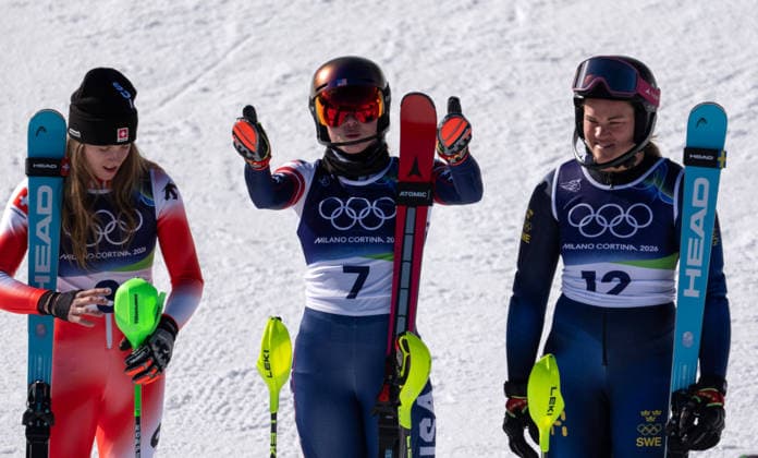 260218 -- CORTINA D AMPEZZO, Feb. 18, 2026 -- Mikaela Shiffrin C of the United States reacts after the alpine skiing women s slalom run 2 at the Milan-Cortina 2026 Olympic Winter games, Winterspiele,Spiele, Summer games in Cortina, Italy, Feb. 18, 2026. MICO2026ITALY-CORTINA D AMPEZZO-OLYMPIC WINTER GAMES-ALPINE SKIING-WOMEN S SLALOM FeixMaohua  (MICO2026)ITALY-CORTINA D AMPEZZO-OLYMPIC WINTER GAMES-ALPINE SKIING-WOMEN S SLALOM IMAGO FeixMaohua  imago images 0847986627