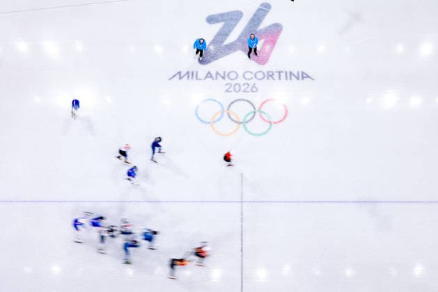 260218 -- MILAN, Feb. 18, 2026 -- Athletes compete during the short track Speed skating, Eisschnelllauf women s 3000m relay final B at the Milan-Cortina 2026 Olympic Winter games, Winterspiele,Spiele, Summer games in Milan, Italy, Feb. 18, 2026. MICO2026ITALY-MILAN-OLYMPIC WINTER GAMES-SHORT TRACK SPEED SKATING-WOMEN S 3000M RELAY-FINALS ChenxYichen  (MICO2026)ITALY-MILAN-OLYMPIC WINTER GAMES-SHORT TRACK SPEED SKATING-WOMEN S 3000M RELAY-FINALS IMAGO ChenxYichen  imago images 0847989964