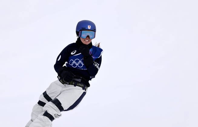 260218 -- LIVIGNO, Feb. 18, 2026 -- Fukada Mari of Japan competes during the snowboard women s slopestyle final at the Milan-Cortina 2026 Olympic Winter games, Winterspiele,Spiele, Summer games in Livigno, Italy, Feb. 18, 2026. MICO2026ITALY-LIVIGNO-OLYMPIC WINTER GAMES-SNOWBOARD-WOMEN S SNOWBOARD SLOPESTYLE-FINAL WangxPeng  (MICO2026)ITALY-LIVIGNO-OLYMPIC WINTER GAMES-SNOWBOARD-WOMEN S SNOWBOARD SLOPESTYLE-FINAL IMAGO WangxPeng  imago images 0847990131