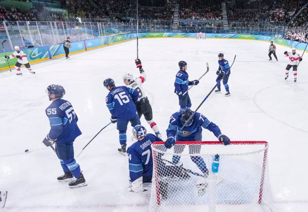 (260219) -- MILAN, Feb. 19, 2026 -- Players of Switzerland celebrate a goal during the Ice hockey, Eishockey men s play-offs quarterfinal between Finland and Switzerland at the Milan-Cortina 2026 Olympic Winter games, Winterspiele,Spiele, Summer games in Milan, Italy, Feb. 18, 2026. ) (MICO2026)ITALY-MILAN-OLYMPIC WINTER GAMES-ICE HOCKEY-MEN-PLAY-OFFS QUARTERFINALS-FIN VS SUI SunxFei 