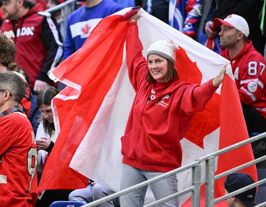 (260219) -- MILAN, Feb. 19, 2026 -- A fan of Canada reacts during the Ice hockey, Eishockey men s play-offs quarterfinals match between Canada and the Czech Republic at the Milan-Cortina 2026 Olympic Winter games, Winterspiele,Spiele, Summer games in Milan, Italy, Feb. 18, 2026. ) (MICO2026)ITALY-MILAN-OLYMPIC WINTER GAMES-ICE HOCKEY-MEN-PLAY-OFFS QUARTERFINALS-CAN VS CZE ZhangxHaofu 