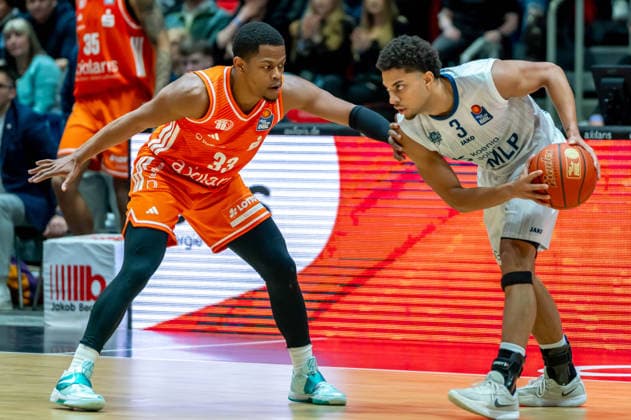 Chemnitz, Germany February 18, 2026 1 BBL 2025 2026 Niners Chemnitz vs MLP Academics Heidelberg In the picture Eric Washington 99 and Kevin McClain MLP Copyright: xFotostandx xNachtigallx