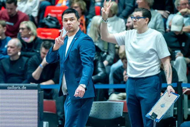 Chemnitz, Germany February 18, 2026 1 BBL 2025 2026 Niners Chemnitz vs MLP Academics Heidelberg In the picture Head Coach Danny Jansson MLP 1 v li Copyright: xFotostandx xNachtigallx