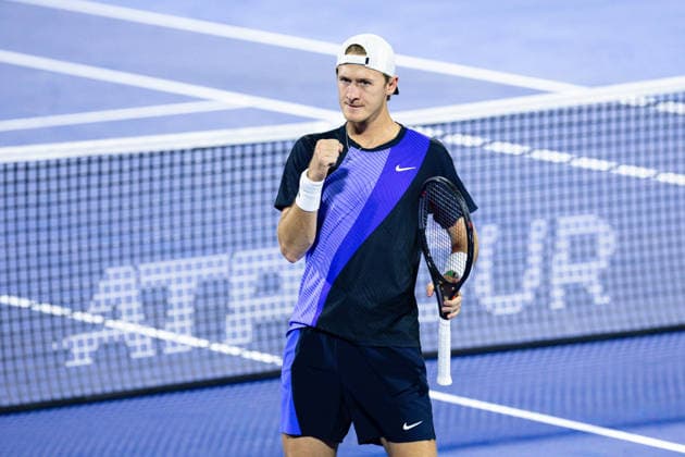 2026 Delray Beach Open - Day 3 Sebastian Korda of the USA pumps his fist against Alex Michelsen of the USA during their match on Day 3 of the Delray Beach Open at the Delray Tennis Center in Delray Beach, Florida, on February 18, 2026. Delray Beach FL United States  Copyright: xMauricioxPaizx originalFilename:paiz-2026delr260218_npF5J.jpg