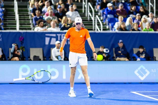 2026 Delray Beach Open - Day 3 Alex Michelsen of the USA throws his racket against Sebastian Korda of the USA during their match on Day 3 of the Delray Beach Open at the Delray Tennis Center in Delray Beach, Florida, on February 18, 2026. Delray Beach FL United States  Copyright: xMauricioxPaizx originalFilename:paiz-2026delr260218_npUFo.jpg