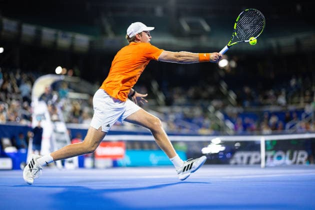 2026 Delray Beach Open - Day 3 Alex Michelsen of the USA reaches for a ball against Sebastian Korda of the USA during their match on Day 3 of the Delray Beach Open at the Delray Tennis Center in Delray Beach, Florida, on February 18, 2026. Delray Beach FL United States  Copyright: xMauricioxPaizx originalFilename:paiz-2026delr260218_nphV0.jpg