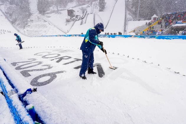 Winter Olympics in Milan Cortina 2026 Val di Fiemme, Italy 20260219. Snowy weather before the combined team sprint on the large hill in the Predazzo Ski jumping, Skispringen, Ski, nordisch Stadium during the Winter Olympics in Milano Cortina 2026. Photo: Lise Aaserud NTB Val di Fiemme Italy EDITORIAL USE ONLY. RESTRICTED USE FOR BETTING COMPANIES Ref:_SPOpImbhDXV5uM.jpg *** Winter Olympics in Milan Cortina 2026 Val di Fiemme, Italy 20260219 Snowy weather before the combined team sprint on the large hill in the Predazzo Ski Jumping Stadium during the Winter Olympics in Milan Cortina 2026 Photo Lise Aaserud NTB Val di Fiemme Italy EDITORIAL USE ONLY RESTRICTED USE FOR BETTING COMPANIES  Copyright: xLisexAserudx xNTBx