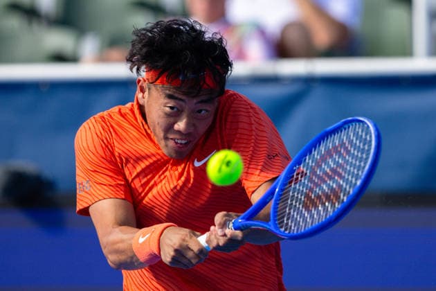 2026 Delray Beach Open - Day 3 - Coleman Wong (Hong Kong) Vs Brandon Nakashima (USA) Coleman Wong of Hong Kong plays against Brandon Nakashima of the USA during their match on Day 3 of the Delray Beach Open at the Delray Tennis Center in Delray Beach, Florida, on February 18, 2026. Delray Beach FL United States  Copyright: xMauricioxPaizx originalFilename:paiz-2026delr260218_npgoz.jpg
