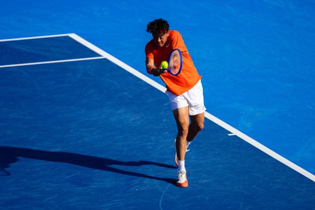 2026 Delray Beach Open - Day 3 - Coleman Wong (Hong Kong) Vs Brandon Nakashima (USA) Coleman Wong of Hong Kong plays against Brandon Nakashima of the USA during their match on Day 3 of the Delray Beach Open at the Delray Tennis Center in Delray Beach, Florida, on February 18, 2026. Delray Beach FL United States  Copyright: xMauricioxPaizx originalFilename:paiz-2026delr260218_npave.jpg