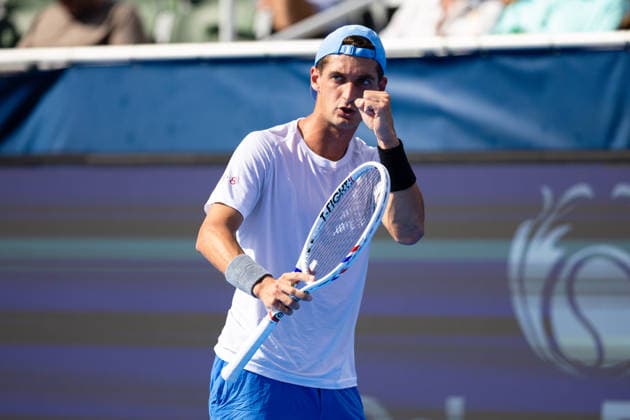 2026 Delray Beach Open - Day 3 - Flavio Cobolli (ITA) Vs Terence Atmane (FRA) Terence Atmane of France pumps his fist against Flavio Cobolli of Italy during their match on Day 3 of the Delray Beach Open at the Delray Tennis Center in Delray Beach, Florida, on February 18, 2026. Delray Beach FL United States  Copyright: xMauricioxPaizx originalFilename:paiz-2026delr260218_nppk8.jpg