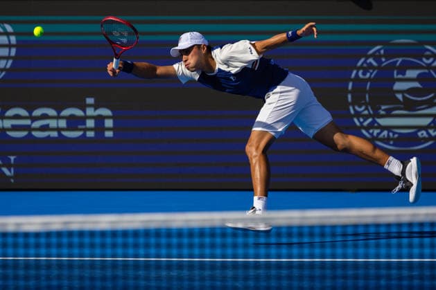 2026 Delray Beach Open - Day 3 - Coleman Wong (Hong Kong) Vs Brandon Nakashima (USA) Brandon Nakashima of the USA plays against Coleman Wong of Hong Kong during their match on Day 3 of the Delray Beach Open at the Delray Tennis Center in Delray Beach, Florida, on February 18, 2026. Delray Beach FL United States  Copyright: xMauricioxPaizx originalFilename:paiz-2026delr260218_np3HT.jpg