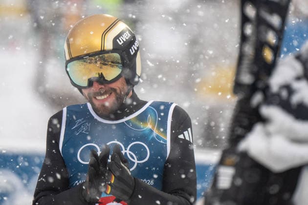 OLYMPICS - Winter Olympic Games, Olympische Spiele, Olympia, OS Milano Cortina 2026 PREDAZZO,ITALY,19.FEB.26 - OLYMPICS, NORDIC SKIING, NORDIC COMBINED, Ski jumping, Skispringen, Ski, nordisch - Winter Olympic Games Milano Cortina 2026, team sprint, large hill. Image shows Johannes Rydzek (GER).  GEPAxpictures xOliverxLerch