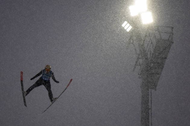 OLYMPICS - Winter Olympic Games, Olympische Spiele, Olympia, OS Milano Cortina 2026 PREDAZZO,ITALY,19.FEB.26 - OLYMPICS, NORDIC SKIING, NORDIC COMBINED, Ski jumping, Skispringen, Ski, nordisch - Winter Olympic Games Milano Cortina 2026, team sprint, large hill. Image shows Vinzenz Geiger (GER).  GEPAxpictures xOliverxLerch