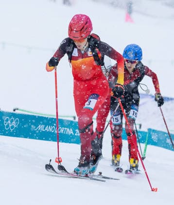 OLYMPICS - Winter Olympic Games, Olympische Spiele, Olympia, OS Milano Cortina 2026 BORMIO,ITALY,19.FEB.26 - OLYMPICS, SKI MOUNTAINEERING - Winter Olympic Games Milano Cortina 2026, sprint race. Image shows Ana Alonso Rodriguez (ESP) and Yuzhen Cidan (CHN).  GEPAxpictures xHaraldxSteiner