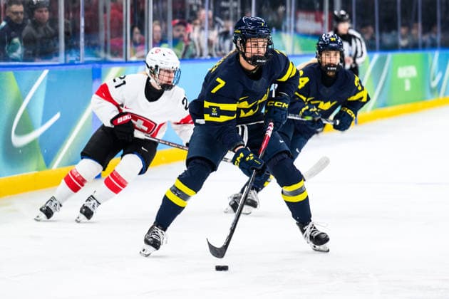 260219 Mira Jungaker of Sweden in the women s Ice hockey, Eishockey bronze medal game between Switzerland and Sweden during day 13 of the 2026 Winter Olympics on February 19, 2026 in Milan. Photo: Emma Wallskog BILDBYRAN kod EW EW0642 ishockey ice hockey Olympic Games, Olympische Spiele, Olympia, OS olympics winter olympics os ol olympiska spel vinter-os olympiske leker milano cortina 2026 milan cortina 2026 milano cortina 2026 olympic games milano cortina 2026 winter olympic games milano cortina-os milano cortina-ol vinter-ol 13 bbeng sverige sweden switzerland schweiz dam bronsmatch *** 260219 Mira Jungaker of Sweden in the women s ice hockey bronze medal game between Switzerland and Sweden during day 13 of the 2026 Winter Olympics on February 19, 2026 in Milan Photo Emma Wallskog BILDBYRAN kod EW EW0642 ishockey ice hockey olympic games olympics winter olympics os ol olympiska spel vinter os olympiske leker milano cortina 2026 milan cortina 2026 milano cortina 2026 olympic games milano cortina 2026 winter olympic games milano cortina os milano cortina ol vinter ol 13 bbeng sverige sweden switzerland schweiz dam bronsmatch  Copyright: EMMAxWALLSKOG BB260219EW010