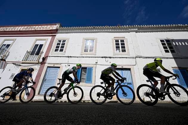 Volta Algarve 2026 Stage 2 FOIA (MONCHIQUE), PORTUGAL - FEBRUARY 19 : illustration picture of the riders during stage 2 of the 52th edition of Volta Algarve an UCI ProSeries 2.Pro cycling road race stage for Men Elite of 147.2 km with start in Portimao and finish in Foia (Monchique) on February 19, 2026 in Foia (Monchique), Portugal, 19 02 2026 ( Motordriver Guy De Vuyst - Foia (Monchique) Portugal  Copyright: xNicoxVereeckenx