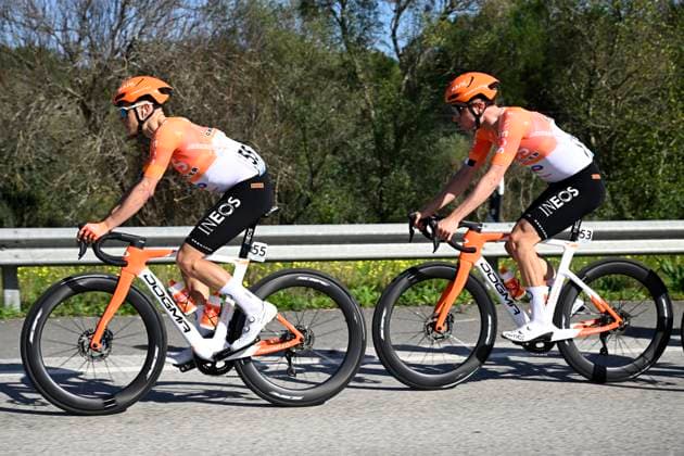 Volta Algarve 2026 Stage 2 FOIA (MONCHIQUE), PORTUGAL - FEBRUARY 19 : Onley Oscar (GBR) of INEOS Grenadiers and Heiduk Kim (GER) of INEOS Grenadiers during stage 2 of the 52th edition of Volta Algarve an UCI ProSeries 2.Pro cycling road race stage for Men Elite of 147.2 km with start in Portimao and finish in Foia (Monchique) on February 19, 2026 in Foia (Monchique), Portugal, 19 02 2026 ( Motordriver Guy De Vuyst - Foia (Monchique) Portugal  Copyright: xNicoxVereeckenx