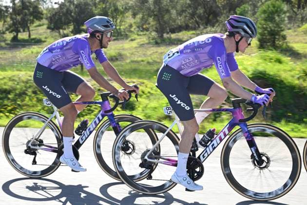 Volta Algarve 2026 Stage 2 FOIA (MONCHIQUE), PORTUGAL - FEBRUARY 19 : Engelhardt Felix (GER) of Team Jayco AlUla, De Bondt Dries (BEL) of Team Jayco AlUla during stage 2 of the 52th edition of Volta Algarve an UCI ProSeries 2.Pro cycling road race stage for Men Elite of 147.2 km with start in Portimao and finish in Foia (Monchique) on February 19, 2026 in Foia (Monchique), Portugal, 19 02 2026 ( Motordriver Guy De Vuyst - Foia (Monchique) Portugal  Copyright: xNicoxVereeckenx