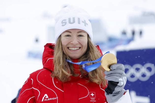 Milan Cortina Olympics: Ski mountaineering Marianne Fatton of Switzerland poses after winning the women s ski mountaineering sprint gold at the Milan Cortina Olympics on Feb. 19, 2026, at Stelvio Ski Centre in Bormio, Italy.  A14AA0005303981P