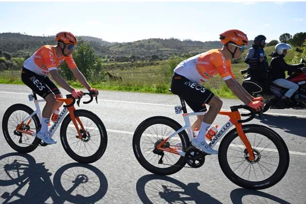 Volta Algarve 2026 Stage 2 FOIA (MONCHIQUE), PORTUGAL - FEBRUARY 19 : Onley Oscar (GBR) of INEOS Grenadier, Vauquelin Kevin (FRA) of INEOS Grenadiers during stage 2 of the 52th edition of Volta Algarve an UCI ProSeries 2.Pro cycling road race stage for Men Elite of 147.2 km with start in Portimao and finish in Foia (Monchique) on February 19, 2026 in Foia (Monchique), Portugal, 19 02 2026 ( Motordriver Guy De Vuyst - Foia (Monchique) Portugal  Copyright: xNicoxVereeckenx