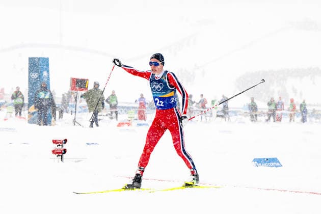OFTEBRO Jens Luraas (Norwegen) im Ziel als Sieger, ITA, Olympische Spiele Milano Cortina 2026, Olympia, Nordische Kombination, Teamsprint, 2 x 7,5 km Langlauf, 19.02.2026 ITA, Olympische Spiele Milano Cortina 2026, Olympia, Nordische Kombination, Teamsprint, 2 x 7,5 km Langlauf, 19.02.2026 Tesero *** OFTEBRO Jens Luraas Norway at the finish line as winner, ITA, Olympic Games Milano Cortina 2026, Olympic Games, Nordic combined, team sprint, 2 x 7.5 km cross-country skiing, 19 02 2026 ITA, Olympic Games Milano Cortina 2026, Olympic Games, Nordic combined, team sprint, 2 x 7.5 km cross-country skiing, 19 02 2026 Tesero Copyright: xEibner-Pressefoto Memmlerx EP_MMR