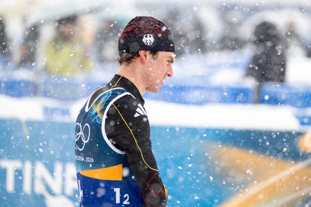 GEIGER Vinzenz (Deutschland) aergert sich im Ziel, ITA, Olympische Spiele Milano Cortina 2026, Olympia, Nordische Kombination, Teamsprint, 2 x 7,5 km Langlauf, 19.02.2026 ITA, Olympische Spiele Milano Cortina 2026, Olympia, Nordische Kombination, Teamsprint, 2 x 7,5 km Langlauf, 19.02.2026 Tesero *** GEIGER Vinzenz Germany aergert sich im Ziel, ITA, Olympic Games Milano Cortina 2026, Olympia, Nordic Combined, Team Sprint, 2 x 7,5 km Cross-Country, 19 02 2026 ITA, Olympic Games Milano Cortina 2026, Olympia, Nordic Combined, Team Sprint, 2 x 7,5 km Cross-Country, 19 02 2026 Tesero Copyright: xEibner-Pressefoto Memmlerx EP_MMR
