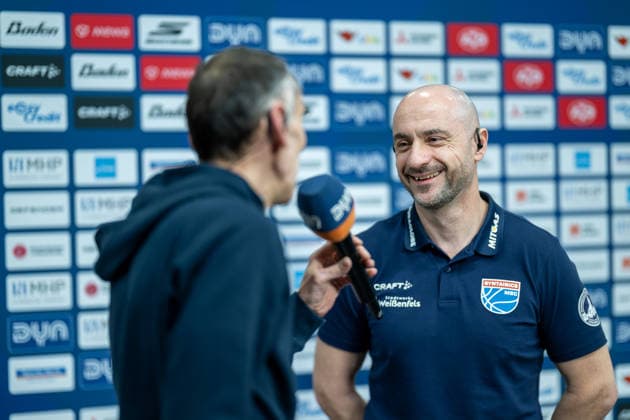 Stefgan Koch DYN Interview with Milenko Bogicevic Syntainics MBC, Head Coach , GER, MHP Riesen vs Syntainics MBC Weissenfels, Basketball Bundesliga, easycredit BBL, Matchday 21, Season 2025 2026, 19 02 2026, GER, MHP Riesen vs Syntainics MBC Weissenfels, Basketball Bundesliga, easycredit BBL, Matchday 21, Season 2025 2026, 19 02 2026 Ludwigsburg Copyright: xEibner-Pressefoto SaschaxWaltherx EP_EER