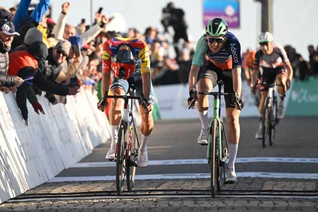 Volta Algarve 2026 Stage 2 FOIA (MONCHIQUE), PORTUGAL - FEBRUARY 19 : Seixas Paul (FRA) of Decathlon CMA CGM Team wins the sprint, second place for Ayuso Juan (ESP) of Lidl - Trek during stage 2 of the 52th edition of Volta Algarve an UCI ProSeries 2.Pro cycling road race stage for Men Elite of 147.2 km with start in Portimao and finish in Foia (Monchique) on February 19, 2026 in Foia (Monchique), Portugal, 19 02 2026 ( Motordriver Guy De Vuyst - Foia (Monchique) Portugal  Copyright: xNicoxVereeckenx