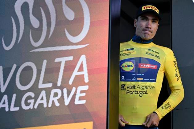 Volta Algarve 2026 Stage 2 FOIA (MONCHIQUE), PORTUGAL - FEBRUARY 19 : Ayuso Juan (ESP) of Lidl - Trek pictured with the yellow jersey during the podium ceremony of stage 2 of the 52th edition of Volta Algarve an UCI ProSeries 2.Pro cycling road race stage for Men Elite of 147.2 km with start in Portimao and finish in Foia (Monchique) on February 19, 2026 in Foia (Monchique), Portugal, 19 02 2026 ( Motordriver Guy De Vuyst - Foia (Monchique) Portugal  Copyright: xNicoxVereeckenx