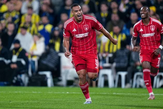 Murillo of Nottingham Forest Football Club runs off and celebrates after scoring Fenerbache v Nottingham Forest, UEFA Europa League, Knockout Round Play Offs, First Leg, Football, Sukru Saracoglu Stadium, Istanbul, Turkiye - 19 Feb 2026Istanbul Sukru Saracoglu Stadium Turkey EDITORIAL USE ONLY No use with unauthorised audio, video, data, fixture lists, club league logos or live services. Online in-match use limited to 120 images, no video emulation. No use in betting, games or single club league player publications. Copyright: xRaddadxJebarah Shutterstockx 16674269aw