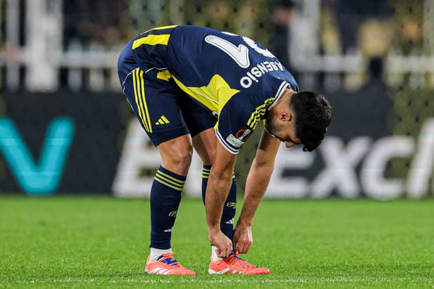2026-02-19 Fenerbahce SK v Nottingham Forest FC - UEFA Europa League 2025 26 Knockout Play-off First Leg ISTANBUL, TURKEY - FEBRUARY 19: Marco Asensio of Fenerbahce SK looks dejected during the UEFA Europa League 2025 26 Knockout Play-off First Leg match between Fenerbahce SK and Nottingham Forest FC at Ulker Sukru Saracoglu Stadium on February 19, 2026 in Istanbul, Turkey. (Photo by BSR Agency) Istanbul Turkey Content not available for redistribution in The Netherlands directly or indirectly through any third parties. Copyright: xBSRxAgencyx