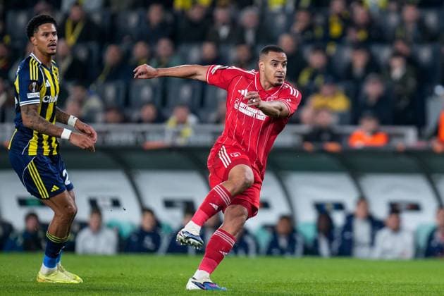 Murillo of Nottingham Forest Football Club shoots and scores Fenerbache v Nottingham Forest, UEFA Europa League, Knockout Round Play Offs, First Leg, Football, Sukru Saracoglu Stadium, Istanbul, Turkiye - 19 Feb 2026Istanbul Sukru Saracoglu Stadium Turkey EDITORIAL USE ONLY No use with unauthorised audio, video, data, fixture lists, club league logos or live services. Online in-match use limited to 120 images, no video emulation. No use in betting, games or single club league player publications. Copyright: xRaddadxJebarah Shutterstockx 16674269at