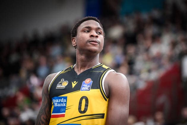 Babacar Sane MHP RIESEN Ludwigsburg, 00 critical view GER, MHP Riesen Ludwigsburg vs Syntainics MBC, Basketball Bundesliga, easycredit BBL, 21 Matchday, Season 2025 2026, 19 02 2026 GER, MHP Riesen Ludwigsburg vs Syntainics MBC, Basketball Bundesliga, easycredit BBL, 21 Matchday, Season 2025 2026, 19 02 2026 Ludwigsburg Copyright: xSandyxDinkelackerx EP_SDR