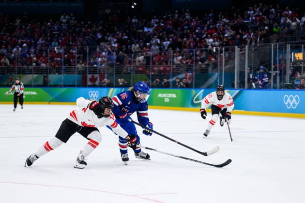 260219 Renata Fast of Canada and Hayley Scamurra of USA in the women s Ice hockey, Eishockey final game between USA and Canada during day 13 of the 2026 Winter Olympics on February 19, 2026 in Milan. Photo: Emma Wallskog BILDBYRAN kod EW EW0643 ishockey ice hockey Olympic Games, Olympische Spiele, Olympia, OS olympics winter olympics os ol olympiska spel vinter-os olympiske leker milano cortina 2026 milan cortina 2026 milano cortina 2026 olympic games milano cortina 2026 winter olympic games milano cortina-os milano cortina-ol vinter-ol 13 bbeng dam usa kanada canada final *** 260219 Renata Fast of Canada and Hayley Scamurra of USA in the women s ice hockey final game between USA and Canada during day 13 of the 2026 Winter Olympics on February 19, 2026 in Milan Photo Emma Wallskog BILDBYRAN kod EW EW0643 ishockey ice hockey olympic games olympics winter olympics os ol olympiska spel vinter os olympiske leker milano cortina 2026 milan cortina 2026 milano cortina 2026 olympic games milano cortina 2026 winter olympic games milano cortina os milano cortina ol vinter ol 13 bbeng dam usa kanada canada final  Copyright: EMMAxWALLSKOG BB260219EW089