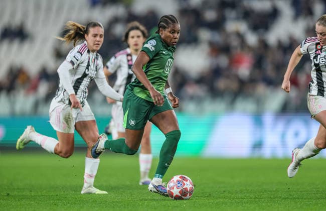 ITA, Wolfsburg, Juventus Turin vs VfL Wolfsburg, WomenÂs Champions League, Football, UEFA, Season 2025 2026, Allianz Stadium, Playoffs, Second leg in picture Lineth Beerensteyn VfL Wolfsburg Women 9 DFB DFL REGULATIONS PROHIBIT ANY USE OF PHOTOGRAPHS AS IMAGE SEQUENCES AND OR QUASI VIDEO, 19 02 2026 Copyright: HMBxMedia HendrikxHamelau