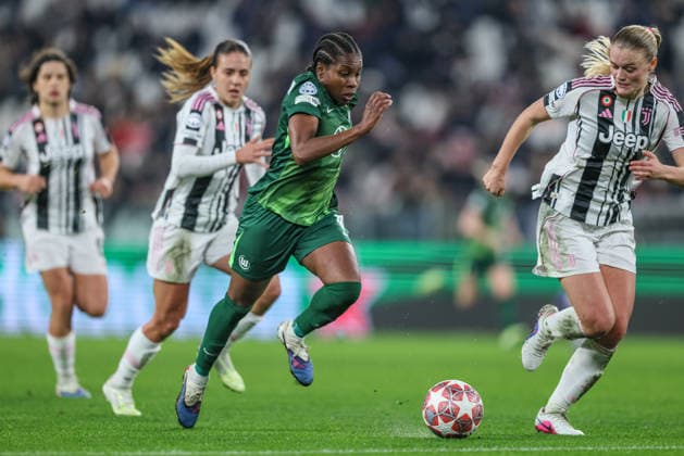 ITA, Wolfsburg, Juventus Turin vs VfL Wolfsburg, WomenÂs Champions League, Football, UEFA, Season 2025 2026, Allianz Stadium, Playoffs, Second leg in picture Lineth Beerensteyn VfL Wolfsburg Women 9 DFB DFL REGULATIONS PROHIBIT ANY USE OF PHOTOGRAPHS AS IMAGE SEQUENCES AND OR QUASI VIDEO, 19 02 2026 Copyright: HMBxMedia HendrikxHamelau