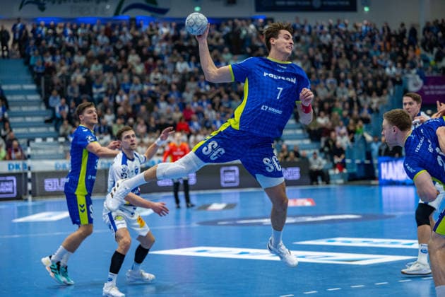 Daikin Handball Bundesliga, VfL Gummersbach THSV Eisenach, 19 02 2026 Julian Köster VfL Gummersbach, 7 , Daikin Handball Bundesliga, VfL Gummersbach THSV Eisenach, 19 02 2026 Copyright: xBEAUTIFULxSPORTS Erlhofx