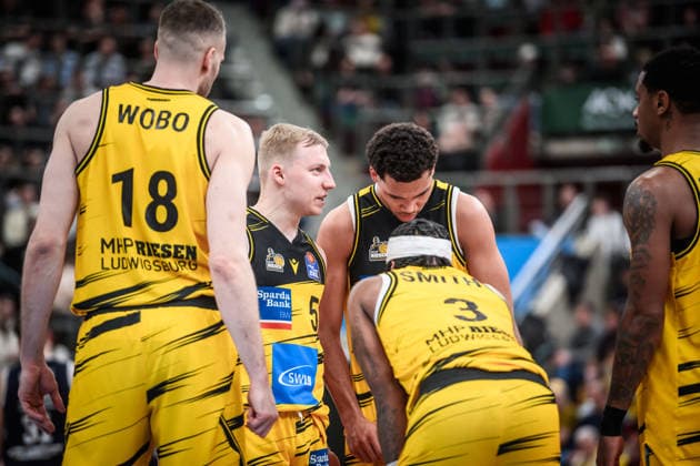 Jonas Wohlfarth Bottermann MHP RIESEN Ludwigsburg, 18 , Toms Skuja MHP RIESEN Ludwigsburg, 05 , Brandon Tischler MHP RIESEN Ludwigsburg, 24 , Stefan Smith MHP RIESEN Ludwigsburg, 03 , Elijah Hughes MHP RIESEN Ludwigsburg, 07 , vlnr GER, MHP Riesen Ludwigsburg vs Syntainics MBC, Basketball Bundesliga, easycredit BBL, 21 Matchday, Season 2025 2026, 19 02 2026 GER, MHP Riesen Ludwigsburg vs Syntainics MBC, Basketball Bundesliga, easycredit BBL, 21 Matchday, Season 2025 2026, 19 02 2026 Ludwigsburg Copyright: xSandyxDinkelackerx EP_SDR