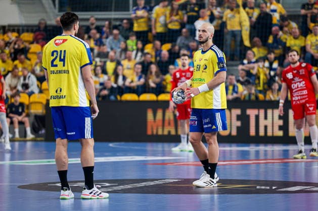 Kielce 19.02.2026. Pilka reczna EHF Liga Mistrzow sezon 2025 2026 kolejka 11 mecz: Industria Kielce - One Veszprem --- Handball EHF Champions League season 2025 2026 round 11 match between Industria Kielce and One Veszprem at Hala Legionow in Kielce, Poland Artsem Karalek Fot. Igor Jakubowski Arena Akcji NEWSPIX.PL --- newspix.pl 