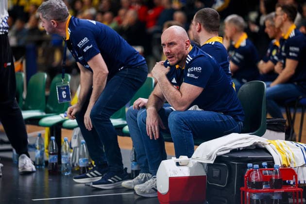 Kielce 19.02.2026. Pilka reczna EHF Liga Mistrzow sezon 2025 2026 kolejka 11 mecz: Industria Kielce - One Veszprem --- Handball EHF Champions League season 2025 2026 round 11 match between Industria Kielce and One Veszprem at Hala Legionow in Kielce, Poland Krzysztof Lijewski Fot. Igor Jakubowski Arena Akcji NEWSPIX.PL --- newspix.pl 