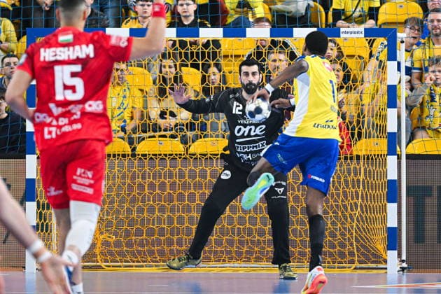 KIELCE 19.02.2026 MECZ 11. KOLEJKA LIGA MISTRZOW PILKA RECZNA MEZCZYZN SEZON 2025 2026 INDUSTRIA KIELCE - ONE VESZPREM HC --- MENS HALDBALL EHF CHAMPIONS LEAGUE SEASON 2025 2026 MATCH: INDUSTRIA KIELCE - ONE VESZPREM HC RODRIGO CORRALES RODAL FOT. MICHAL TRZPIS 400MM.PL NEWSPIX.PL --- newspix.pl 