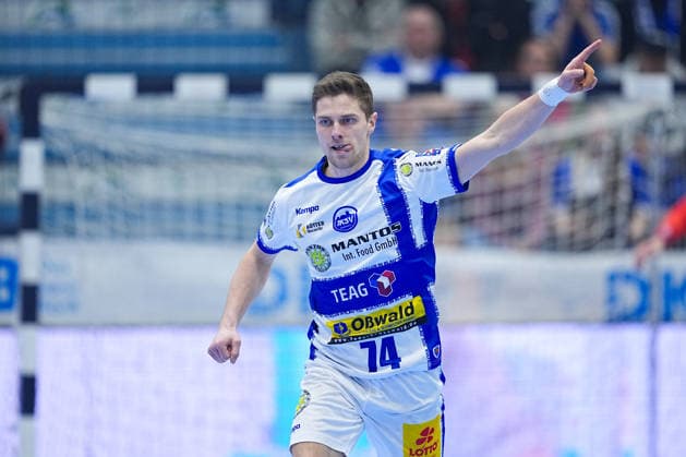 19 02 2026, xydrx, Handball, 1 HBL, VfL Gummersbach ThSV Eisenach, Schwalbe Arena Vincent Buechner ThSV Eisenach 74 cheering Photo xYannisxDreimannxPressefotoKochx Nordrhein Westfahlen Germany