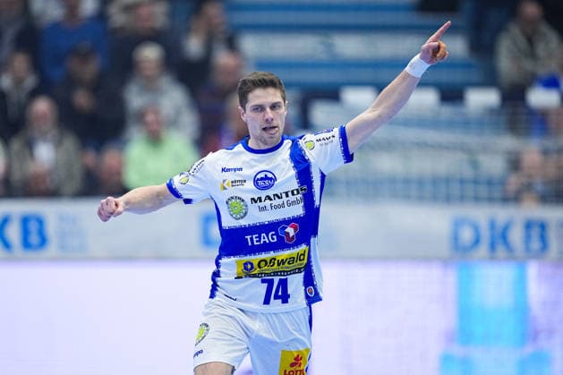 19 02 2026, xydrx, Handball, 1 HBL, VfL Gummersbach ThSV Eisenach, Schwalbe Arena Vincent Buechner ThSV Eisenach 74 cheering Photo xYannisxDreimannxPressefotoKochx Nordrhein Westfahlen Germany
