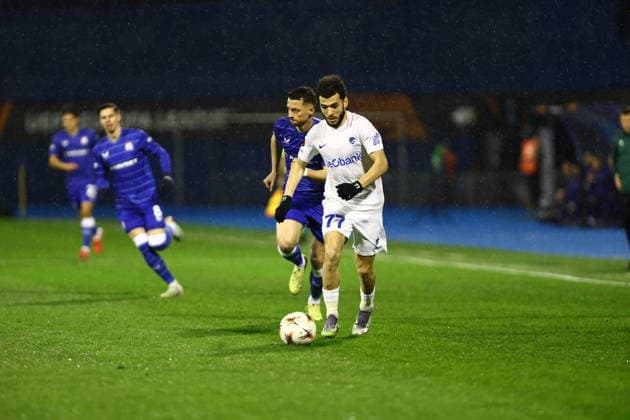 Zagreb, Croatia, 19.2.2026. UEFA Europa League - KO play-oï¬Äs 1st leg - Dinamo VS Genk at Maksimir Stadium, Zagreb. Zakaria El OUAHDI (77) and Arber HOXHA (11) 