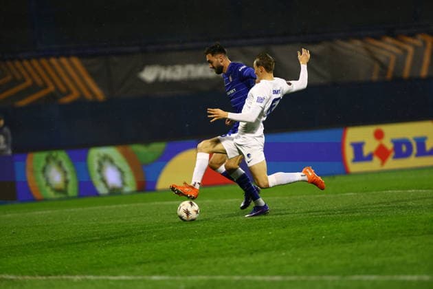 Zagreb, Croatia, 19.2.2026. UEFA Europa League - KO play-oï¬Äs 1st leg - Dinamo VS Genk at Maksimir Stadium, Zagreb. Dion BELJO (9) vs Matte SMETS (6) 
