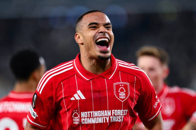 Fenerbahce v Nottingham Forest - UEFA Europa League ISTANBUL, TURKIYE - FEBRUARY 19: Murillo (5) of Nottingham Forest celebrates with his teammates after scoring a goal during first leg of the UEFA Europa League round of 16 play-off football match between Fenerbahce and Nottingham Forest at Chobani Stadium in Istanbul, Turkiye on February 19, 2026. Arif Hudaverdi Yaman Anadolu Istanbul Turkey. Editorial use only. Please get in touch for any other usage.  Copyright: x2026xAnadoluxArifxHudaverdixYamanx