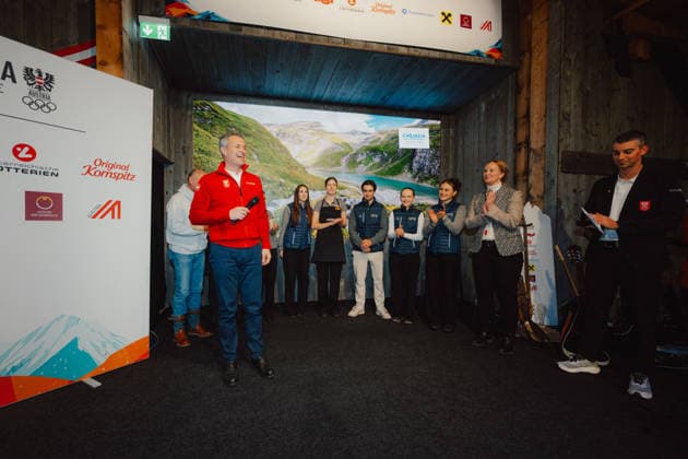 OLYMPICS - Winter Olympic Games, Olympische Spiele, Olympia, OS Milano Cortina 2026 CORTINA D AMPEZZO,ITALY,19.FEB.26 - OLYMPICS - Winter Olympic Games Milano Cortina 2026, Austria House, WKO-Kaernten-Abend. Image shows president Horst Nussbaumer (OEOC) and participants.  GEPAxpictures xAlexanderxSolc