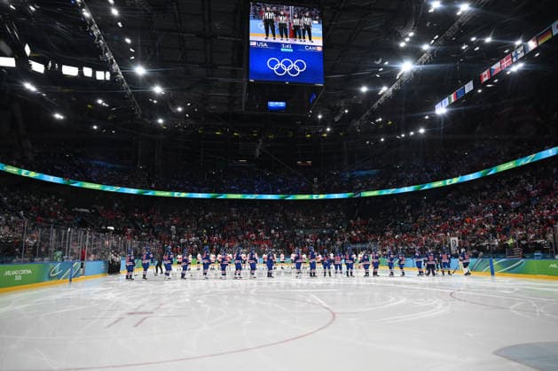 The two team at the start of the game during Women s Ice hockey, Eishockey - Gold Medal - USA vs Canada, Olympic Winter games, Winterspiele,Spiele, Summer games Milano-Cortina 2026 in Milano, Italy, February 19 2026  Copyright: xFilippoxTomasi IPAxSportx xipa-agency.netx xx IPA_71743524 IPA_Agency_IPA71743524